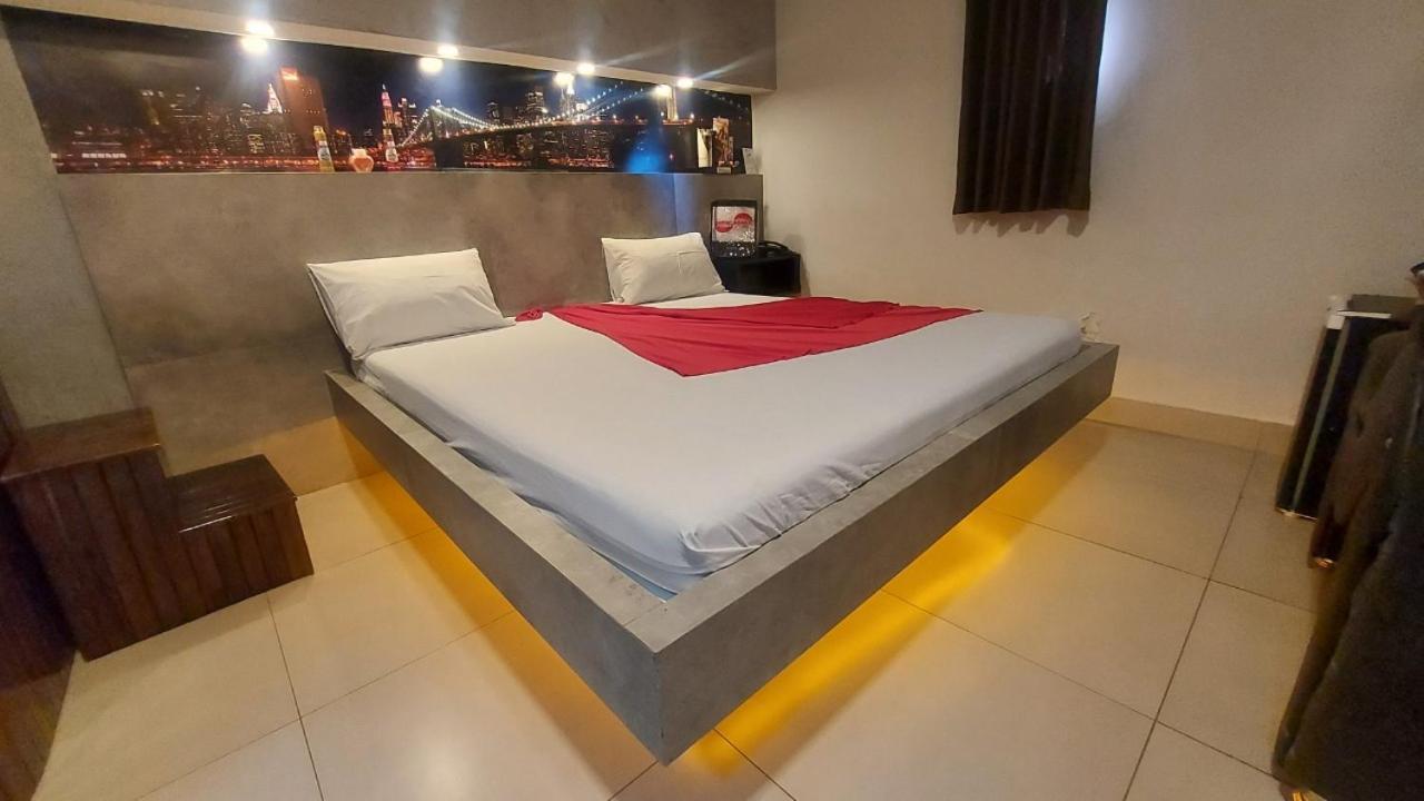 Motel Copacabana Ribeirão Preto Szoba fotó