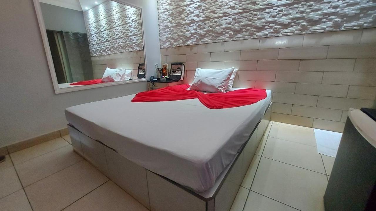 Motel Copacabana Ribeirão Preto Szoba fotó